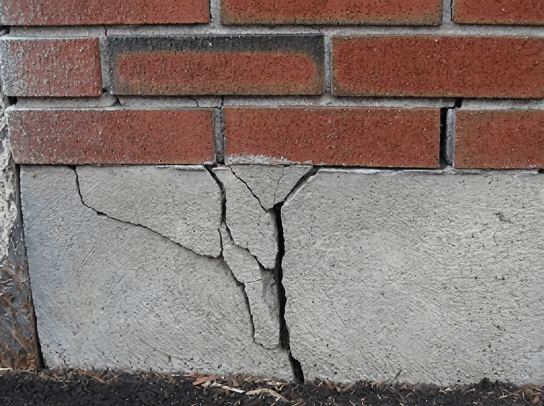 Concrete foundation with serious structural damage in Seattle, WA